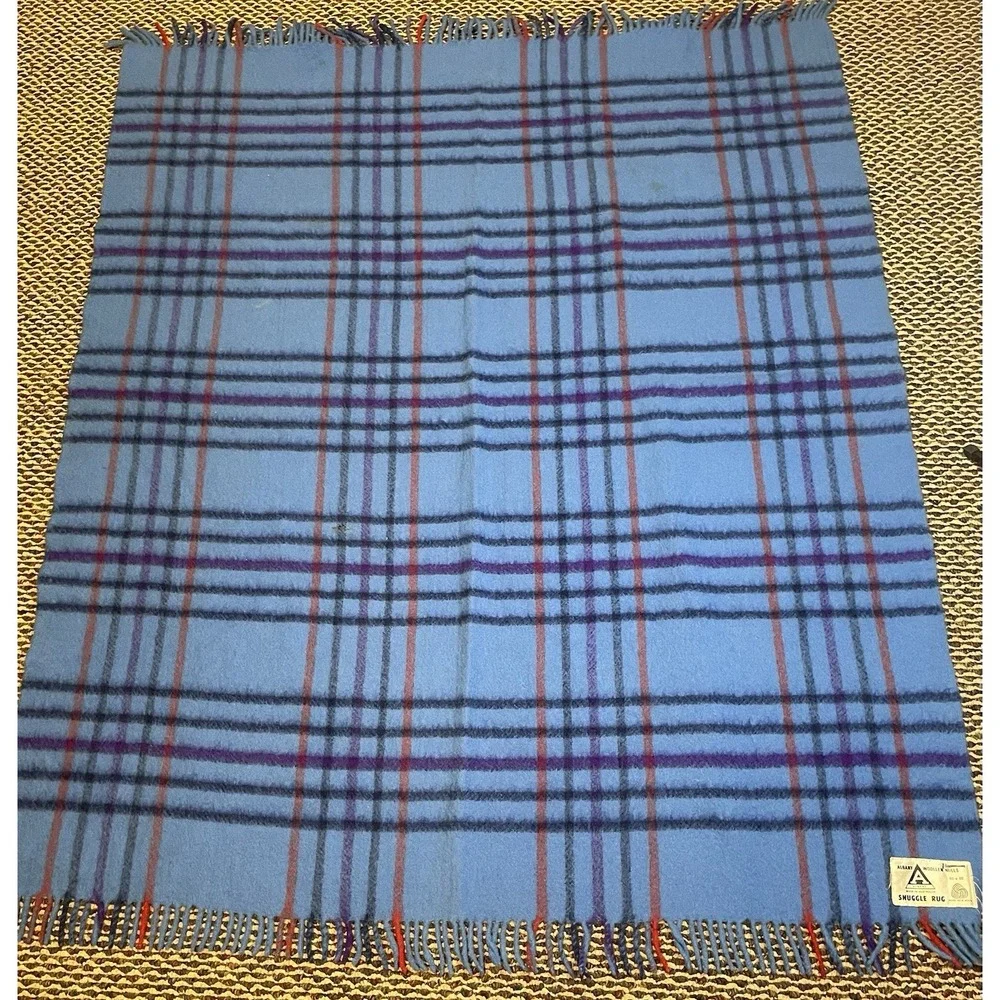 Vtg Albany Woollen Mills Blanket Australian 100% Wool Snuggle Rug Blue 51